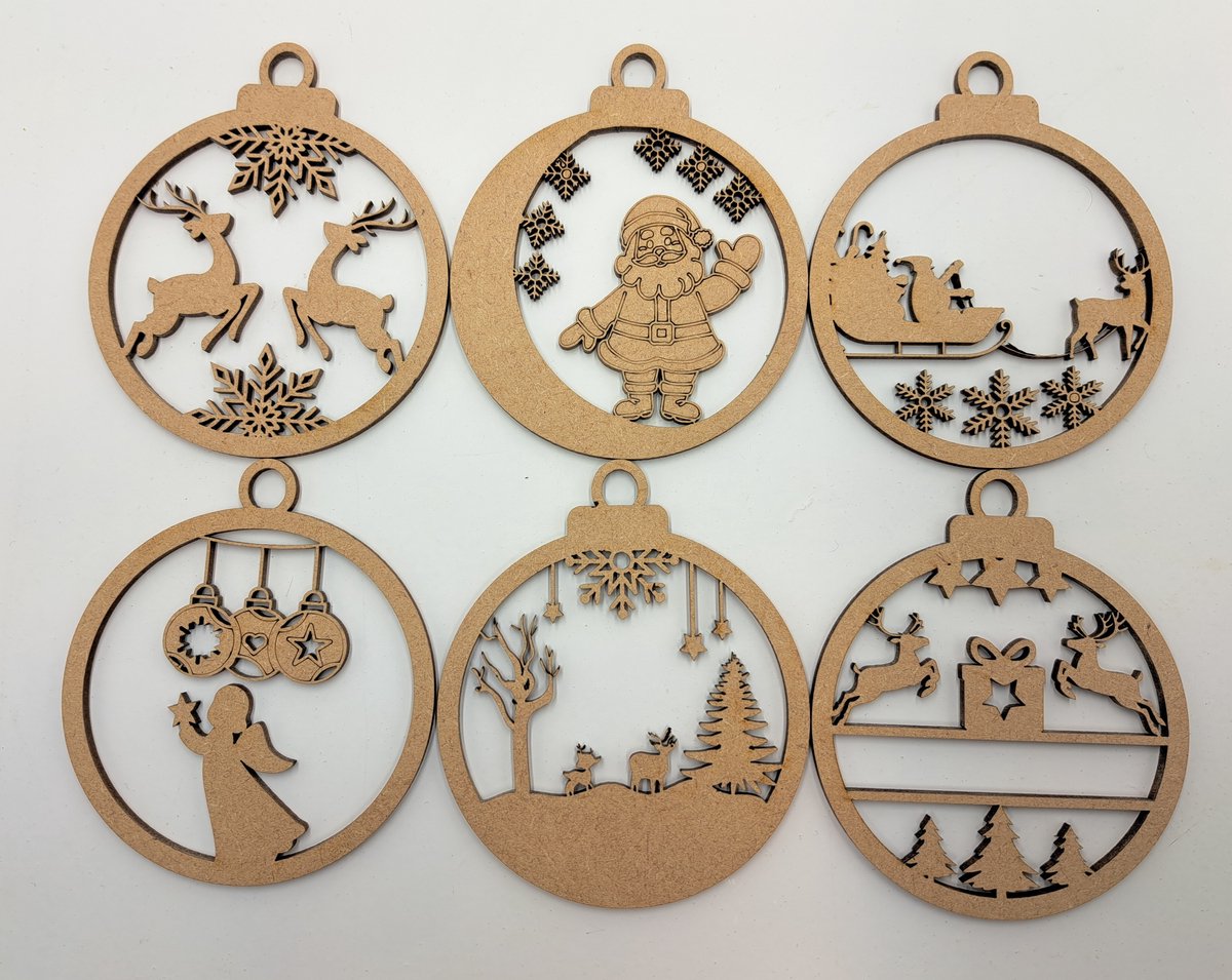 Houten Kerstballen - Kerst decoratie - Houten kerstornament - Kerstfiguren