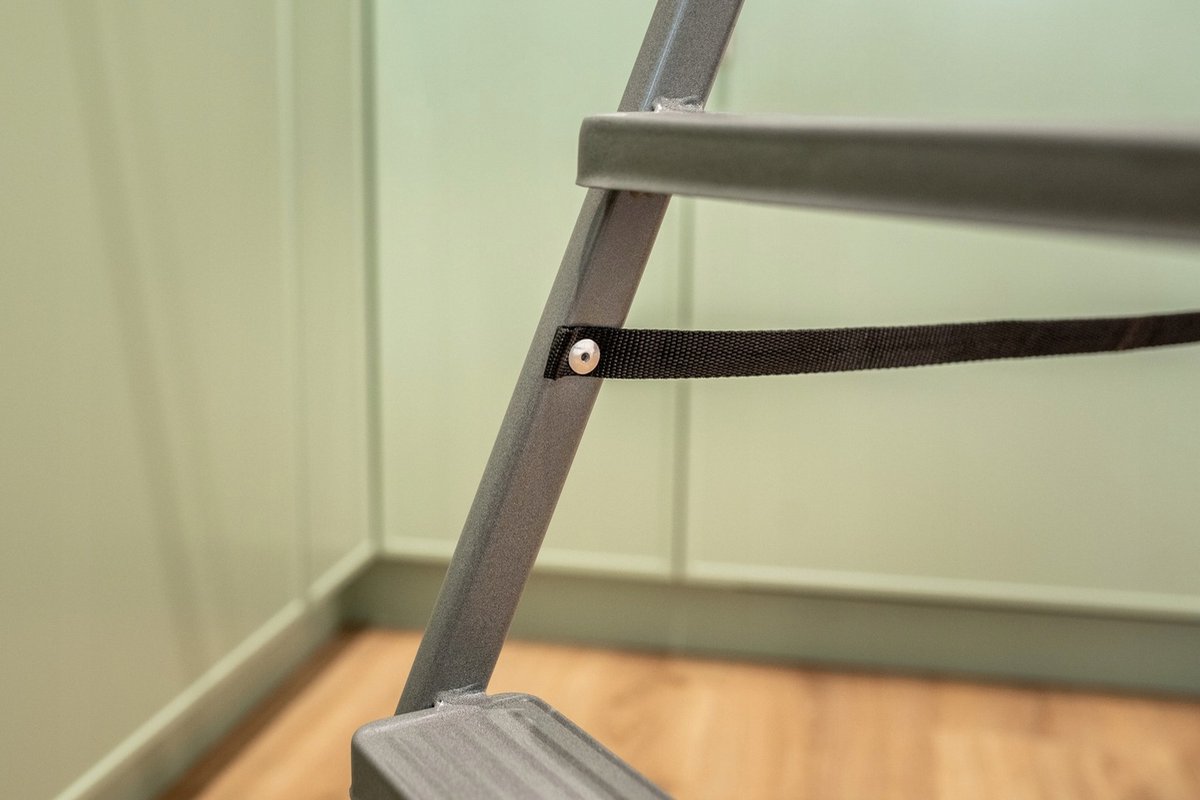 Baulich Opvouwbare huishoudtrap - Stalen vouwladder met 5 antislip treden en platform, draagvermogen 125 kg, werkhoogte 300 cm, stabiel met geprofileerde voeten – foto 4