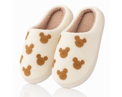 Twenty4seven® Pantoffels met Beertjesdesign - Kerstsloffen Dames & Heren - Maat 39/40 - Warme Sloffen Kerst & Winter - Huisschoenen Wit