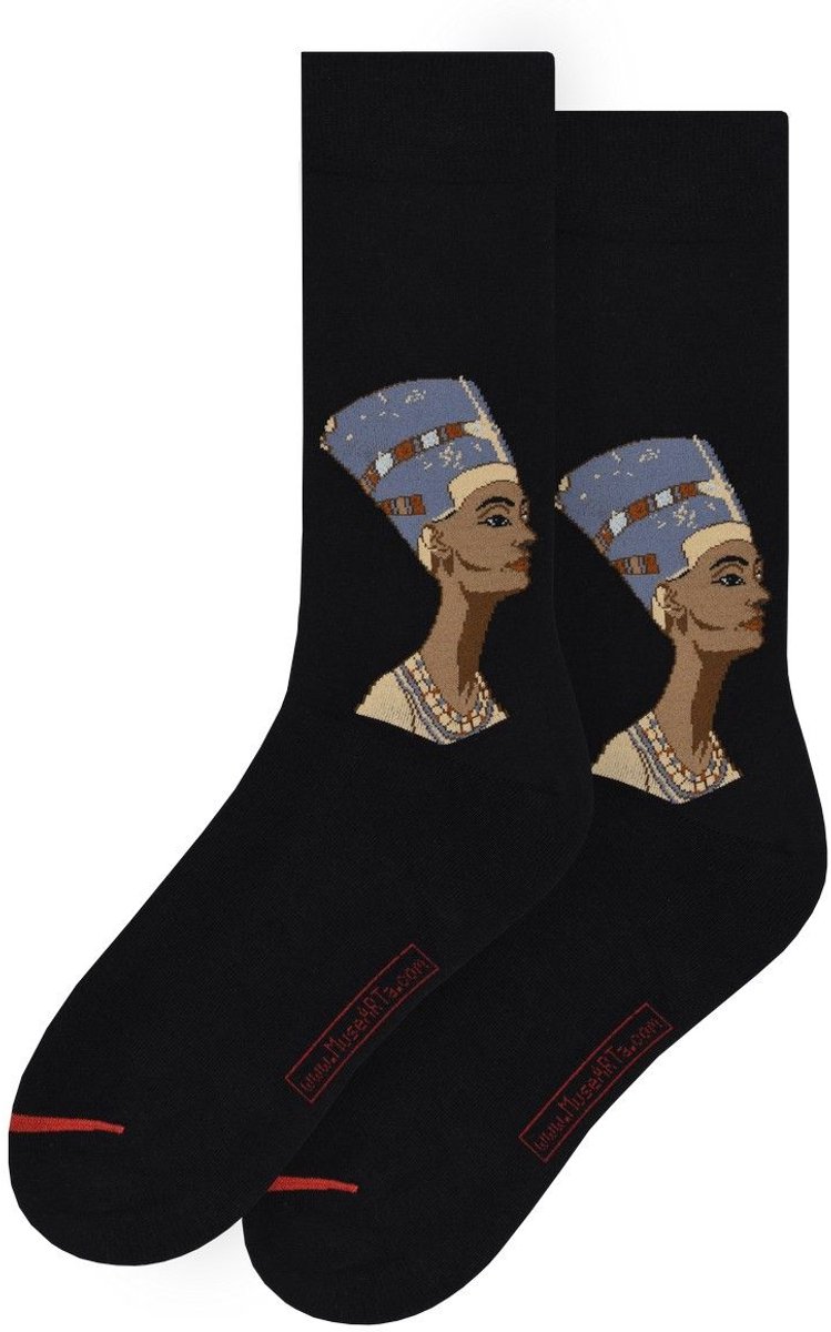Thutmose - Nefertiti Bust 40-46