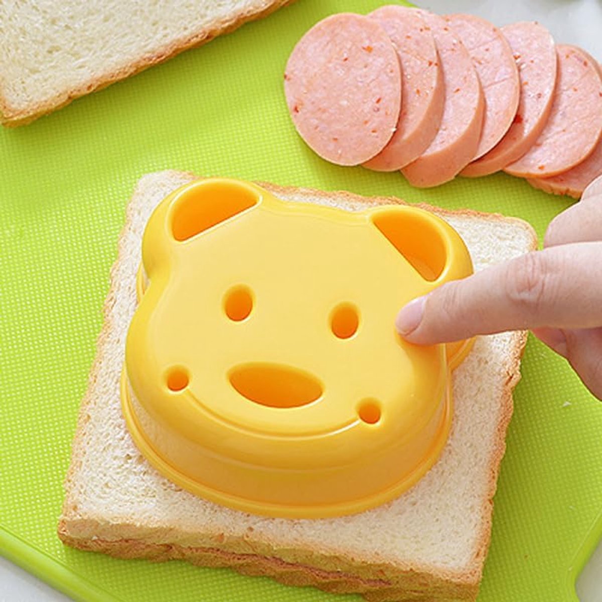 Gigicial Teddybeer Koekjesvorm - Winnie De Pooh Koekjesvorm - Bpa-Vrij Plastic Voor Broodje Uitsnijden En Fruit Versieren - 1 Stuk - Kinderen Geel