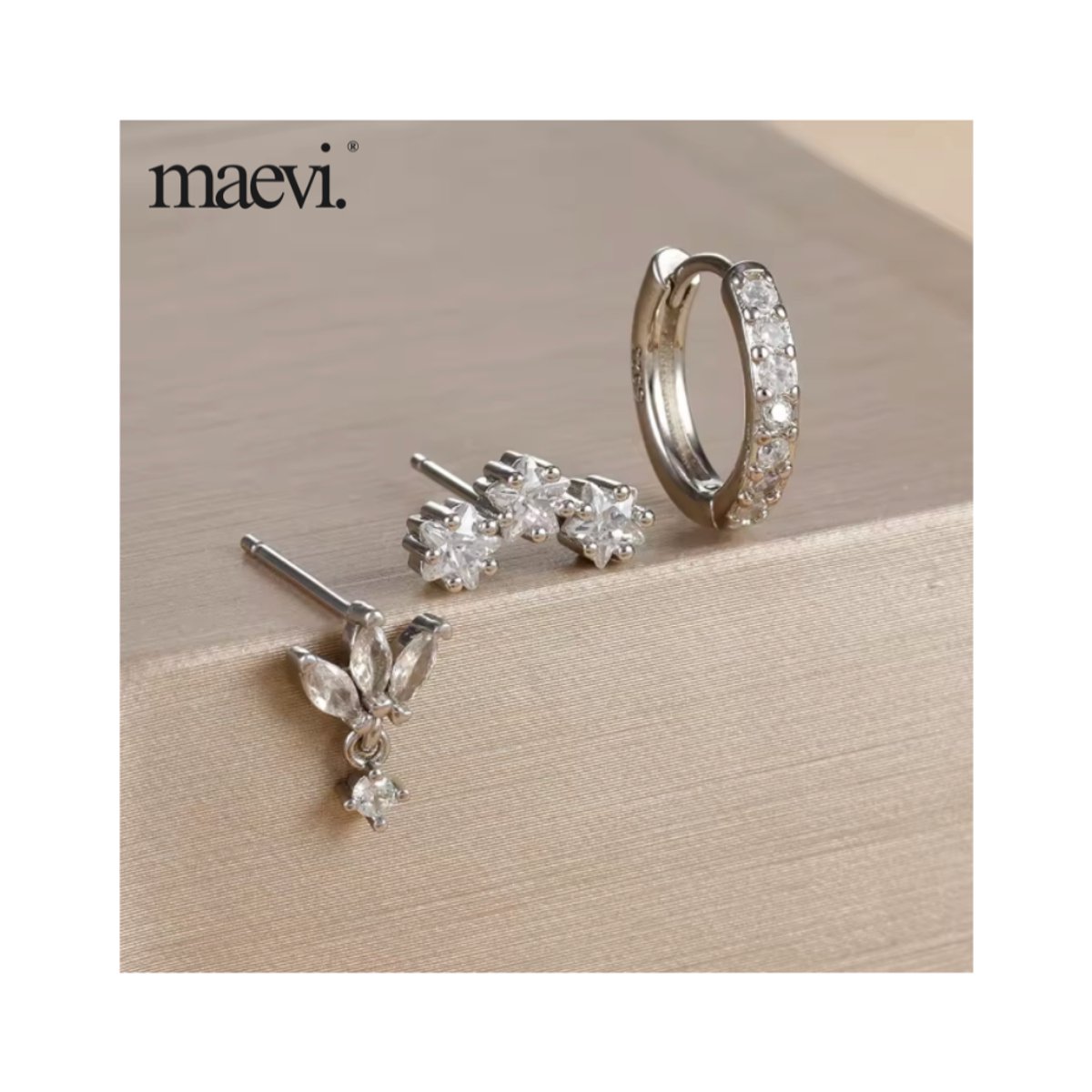 Maevi® Oorbellen Set 3 Stuks - Kleur: Zilver - Hoge Kwaliteit - Oorbellen Set - Meerdere Oorbelgaatjes - Oorbellen / Earrings - Oor Versiering - Luxe Set - Gouden Oorbellen - Meerdere Gaatjes - Cadeau - 18 Karaat - Oorhangers