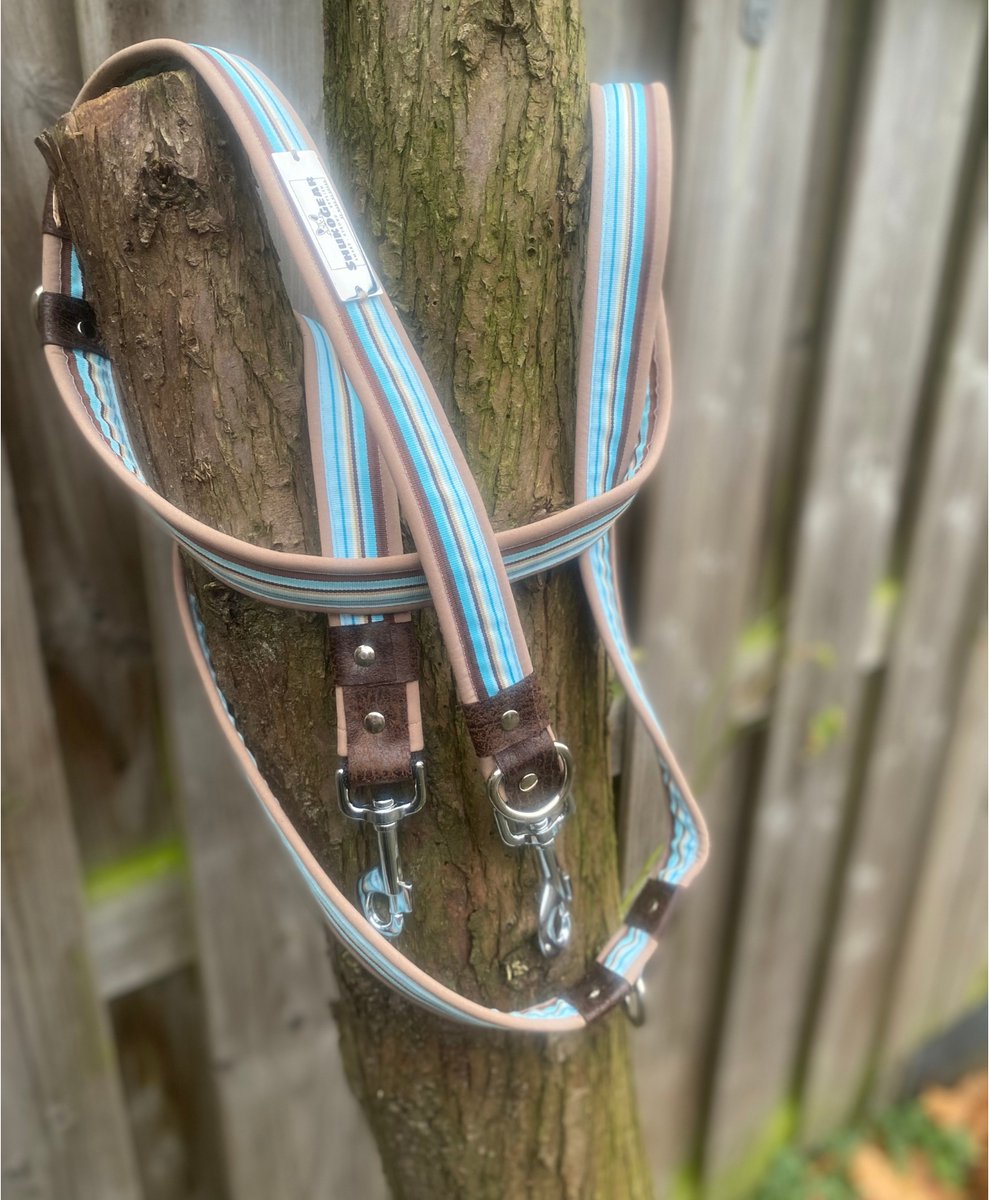 Hondenriem Hondenlijn - ShukoGear by MadeByShuko - lichtbruin met print - hondenlijn verstelbaar - honden uitlaatriem - dog leash - hondenriem fashion - hondenriem lichtgewicht - hondenlijn uniek ontwerp - hondenriem stevig - hondenriem sterk ontwerp