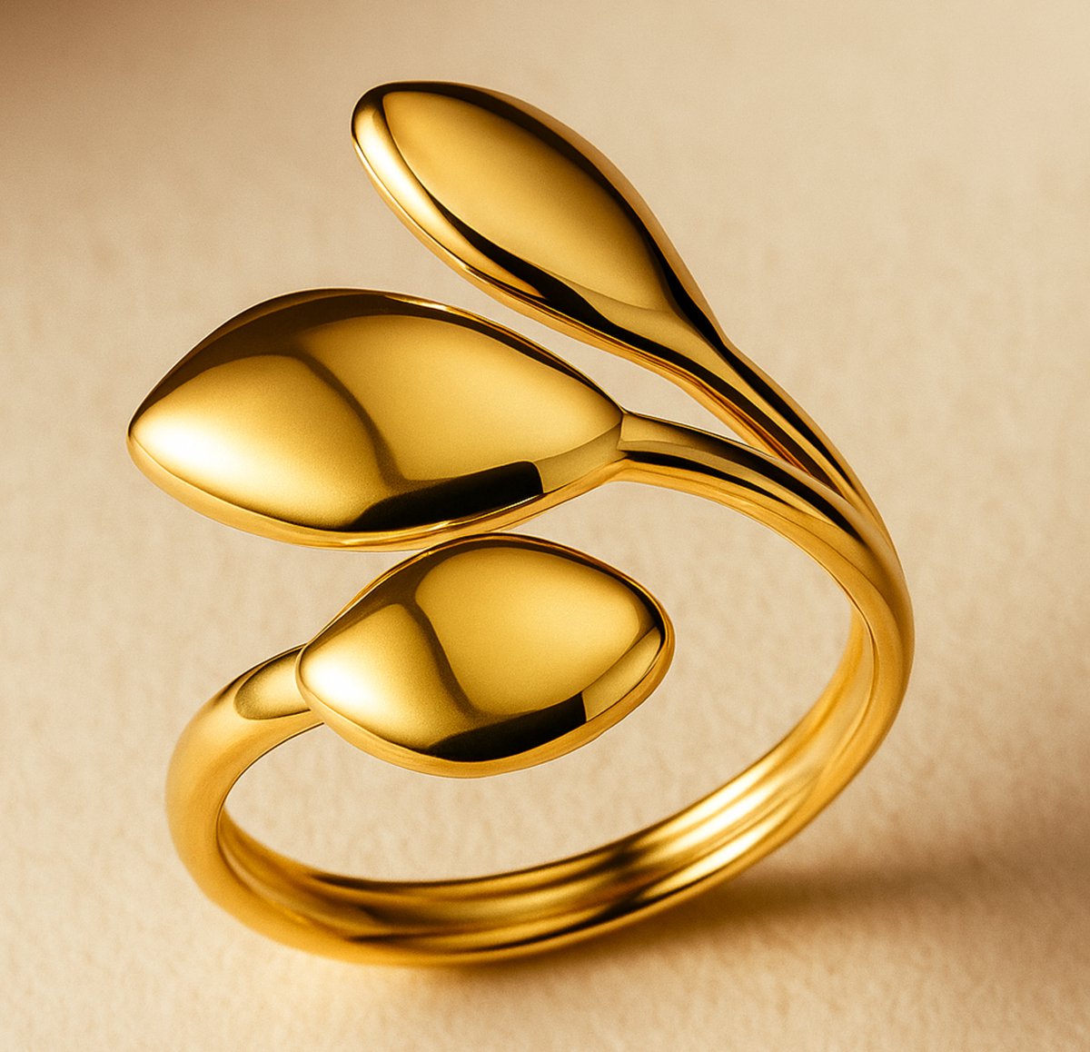 Lundholm Ringen Dames Goud kleurig Blaadjes – Gouden Ring Dames Groot Premium Stainless Steel Gold Plated – Verstelbare Statement Ring (One Size) – Luxe Cadeau voor Haar – Geschenkverpakking