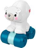 Zijaanzicht van de witte Fisher-Price kruipbeer met blauwe wielen en lichtblauwe accenten.
