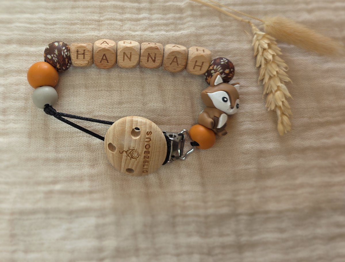 Speenkoord met naam - dier autumn fox - gepersonaliseerd - handgemaakt - NEN12586 veilig - kraamcadeau - Snoezelig