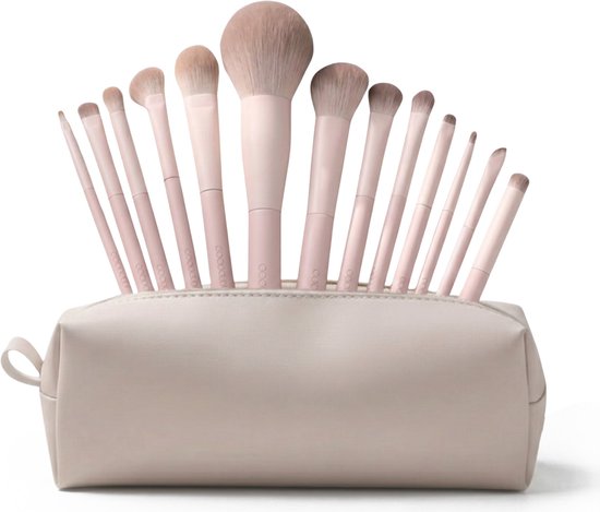 Set van 14 lichtroze make-up kwasten in een beige etui.