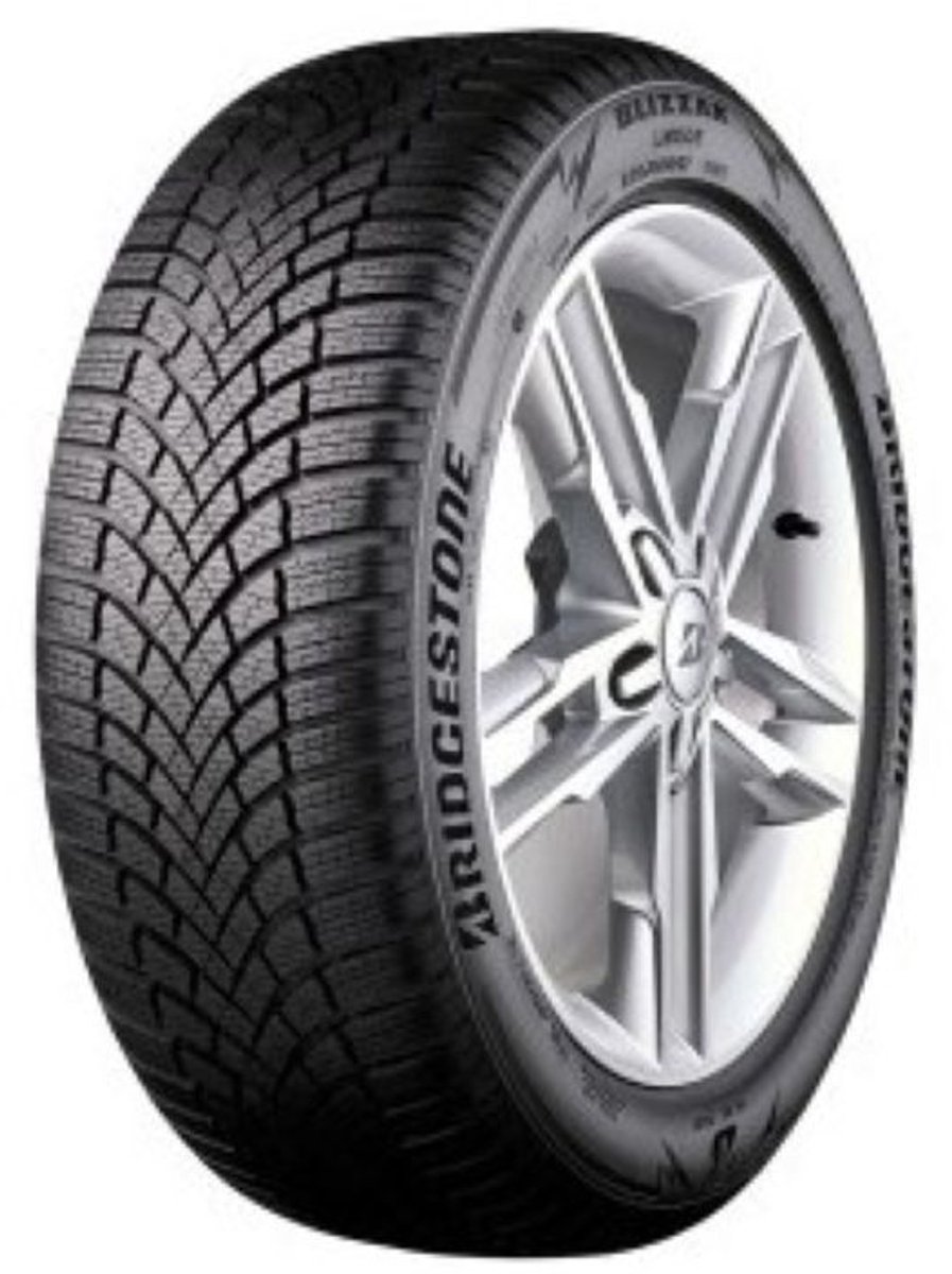 Bridgestone BLIZZAK LM005 245/50 R19 105V XL M+S winterbanden DOT code 3522