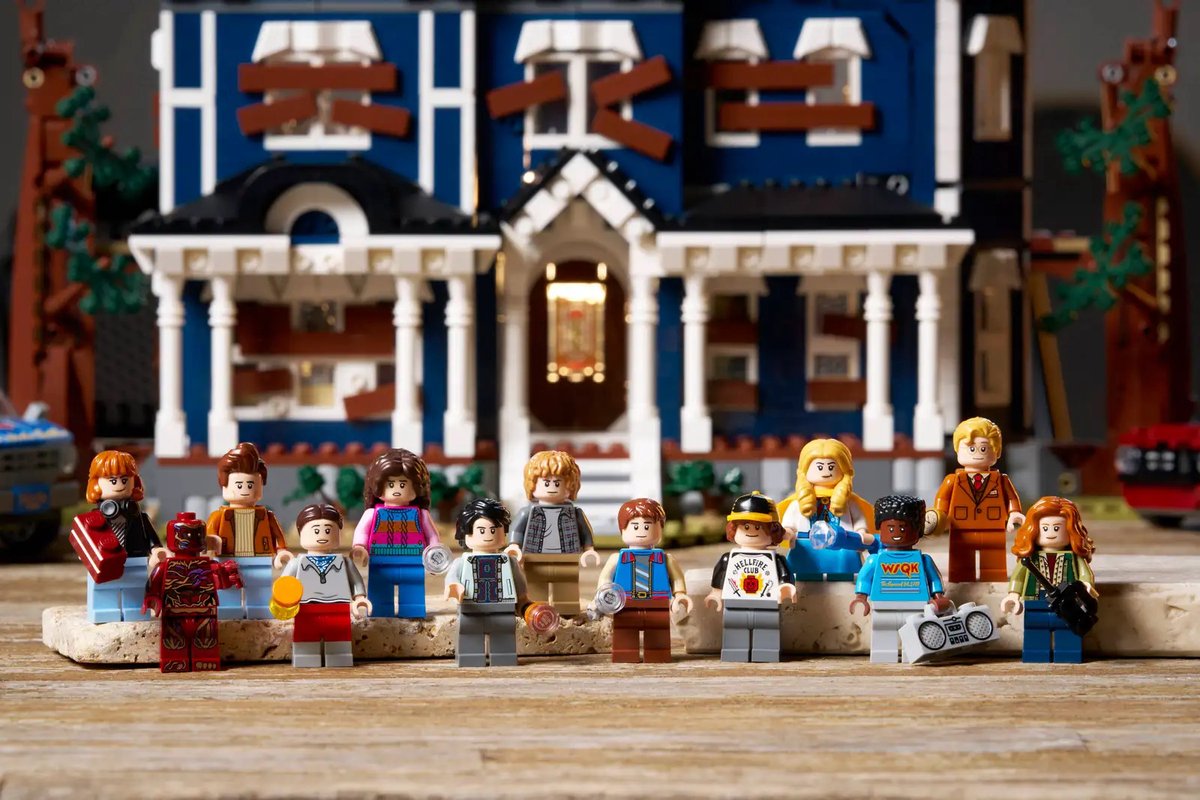 LEGO Icons Stranger Things: Het Huis van de Familie Creel Bouwpakket voor Volwassenen - 11370 — afbeelding 20