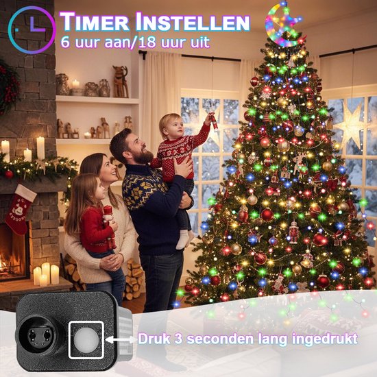 Gekleurde kerstboomverlichting met maan en ster topper, familie bij kerstboom met timer functie.