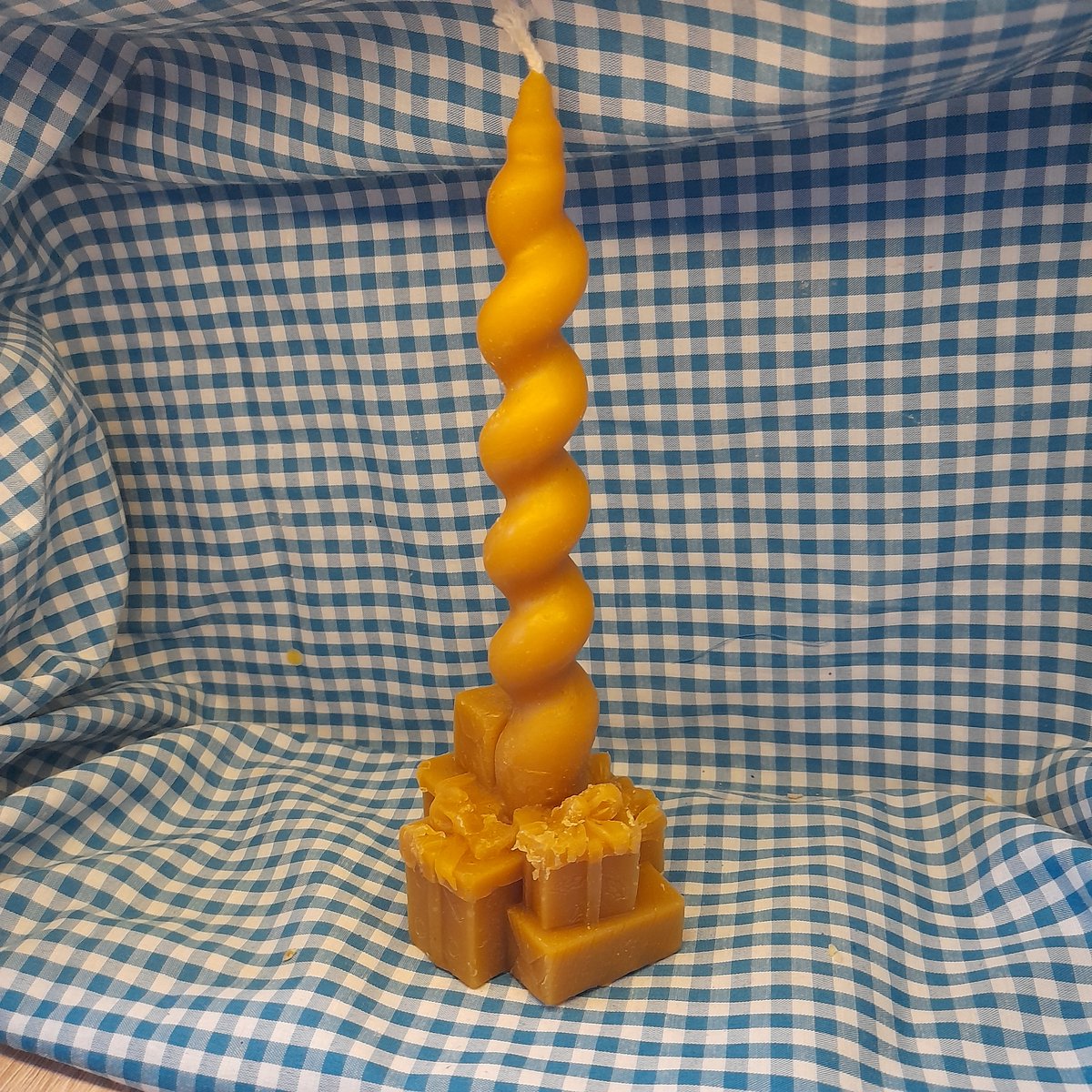 Bijenwas dinerkaars met pakjes