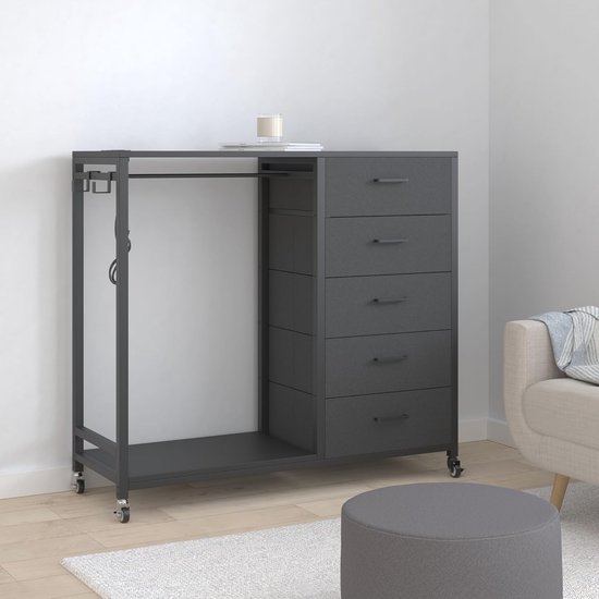 Een commode mag in de babykamer niet ontbreken