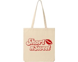 Beige Katoenen Tote Bag – Short ’n Sweet – Sabrina Carpenter Merch – Duurzame & Trendy Shopper – Eco Vriendelijk – Cadeau voor Fans