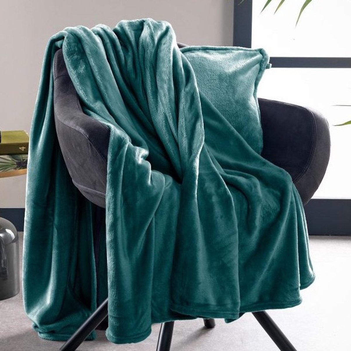 Dutch Decor BILLY - Plaid 150x200 cm - flannel fleece - superzacht - Sagebrush Green - groen Blauwgroen