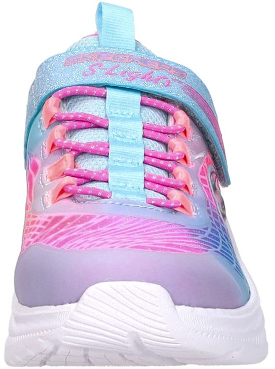 Vooraanzicht van roze, blauwe en paarse sneakers met klittenbandsluiting en veters.