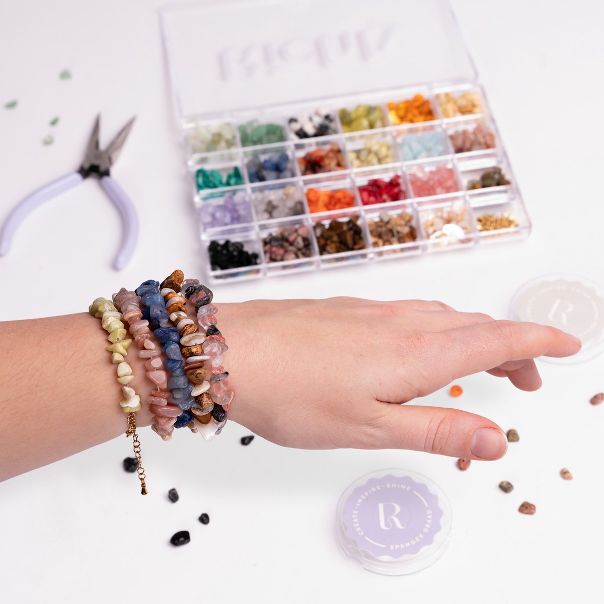 Richly® Kralen set Luxe Natuursteen - gratis E-BOOK & Instructieboekje - Complete set & Premium verpakking - 9 Bedels & Gouden RVS-accessoires - Sieraden maken volwassenen pakket - Armbandjes maken meisjes - Kralenketting — afbeelding 2