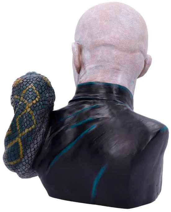 Achterkant van de buste van Lord Voldemort. Voldemort draagt een donker tenue met blauwe accenten.