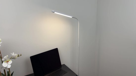 BRILONER Mura – LED Vloerlamp – dimbaar – 6W – 600lm – touchbediening – zwenkbaar – wit – moderne leeslamp