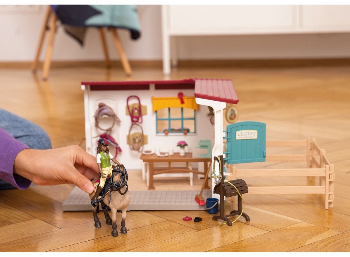 Schleich HORSE CLUB Zadelkamer- Beweegbaar Figuurtje - Afneembaar Zadel & Hoofdstel - Paarden Speelgoed - Kinderspeelgoed - 42591 — afbeelding 12