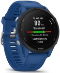 Blauw Garmin Forerunner 255 sporthorloge met hartslagvariabiliteit '80 ms Balanced' op het scherm.
