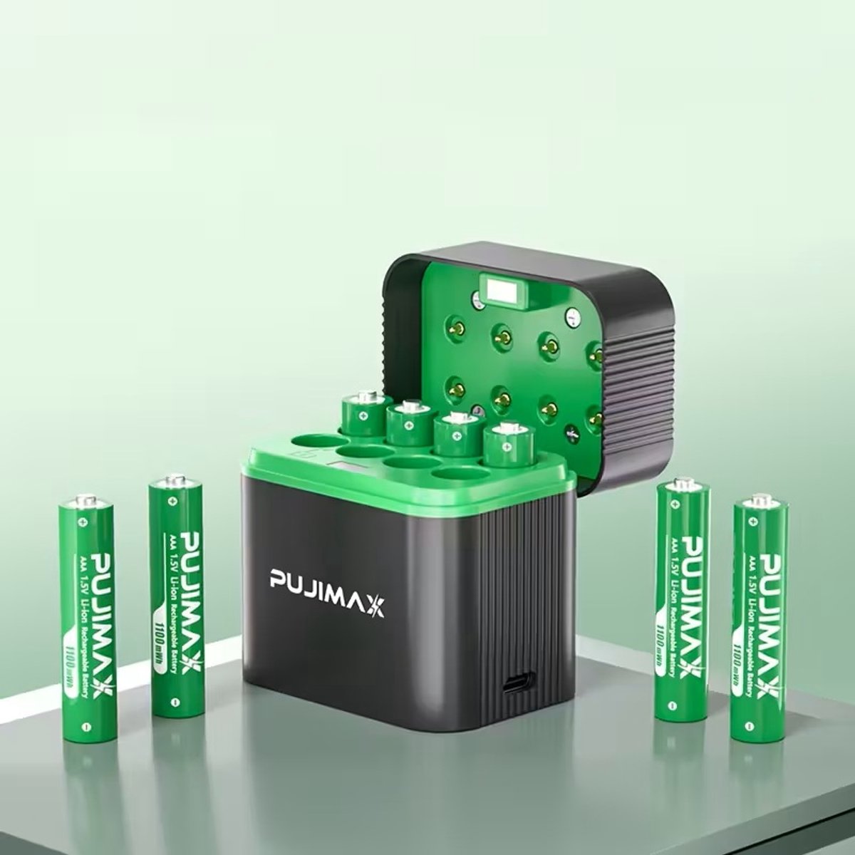 Batterijlader met 8 x AAA Li-ion oplaadbare batterijen