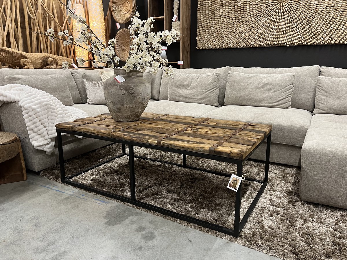 Oude landelijk salontafel deur salontafel oud hout 150x80x50 cm met metalen frame onderstel stoere salontafel