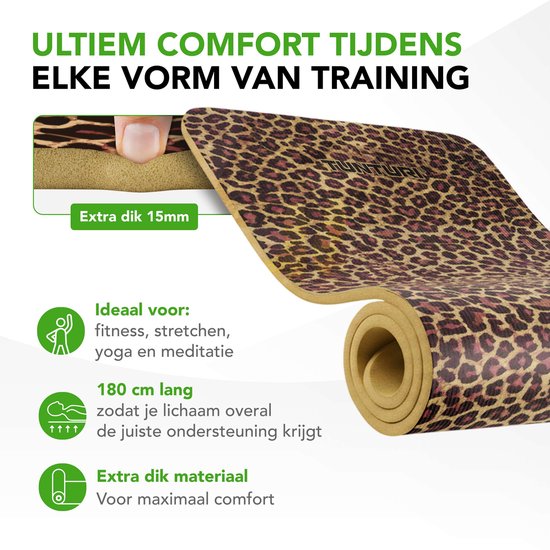 Close-up van dikke fitnessmat met panterprint, 15mm dik. Ideaal voor fitness, yoga en meditatie.