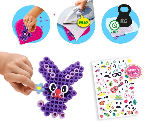 Stappenplan voor strijkkralen: kralen plaatsen, strijken, en resultaat met stickers, toont een konijn en hartvorm.