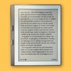 E-reader met een boekpagina vol tekst en de tijd '06:28'.