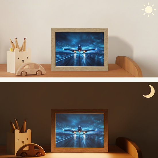 Nachtlampje 20x15 cm - Kinder lamp - Vliegtuig - Blauw - Futuristisch - Tafellamp kinderkamer - Slaapkamer lamp - Bedlamp kinderen - Kinderlampje stopcontact - Wandlamp babykamer - Nachtlampjes van Merkloos — afbeelding 4