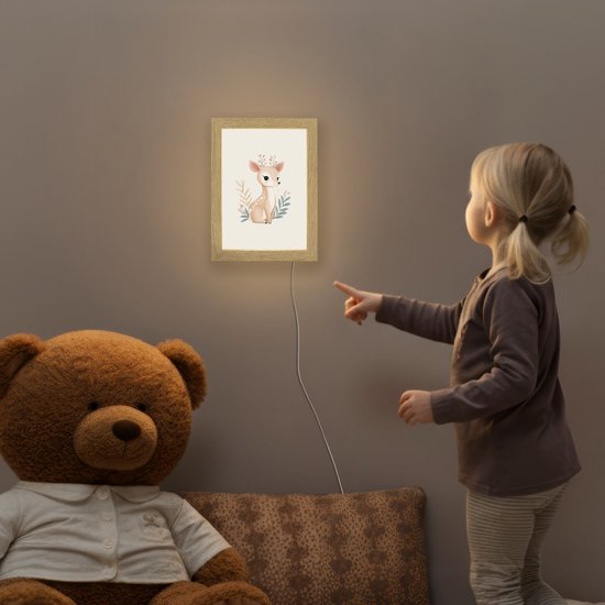 Nachtlampje 15x20 cm - Kinder lampje - Hertje - Minimalistisch - Aquarel - Bladeren - Tafellamp kinderkamer - Slaapkamer lamp - Bedlamp kinderen - Kinderlampje stopcontact - Wandlamp babykamer - Nachtlampjes van Merkloos — afbeelding 5