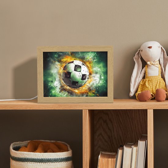 Nachtlampje 20x15 cm - Kinder lampje - Bal - Voetbal - Groen - Oranje - Rook - Tafellamp kinderkamer - Slaapkamer lamp - Bedlamp kinderen - Kinderlampje stopcontact - Wandlamp babykamer - Nachtlampjes van OnlyWow — afbeelding 3