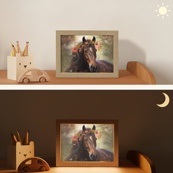 Nachtlampje 20x15 cm - Kinder lamp - Paard - Dieren - Bloemen - Bos - Vlinder - Tafellamp kinderkamer - Slaapkamer lamp - Bedlamp kinderen - Kinderlampje stopcontact - Wandlamp babykamer - Nachtlampjes van Little Lamp Company — afbeelding 4