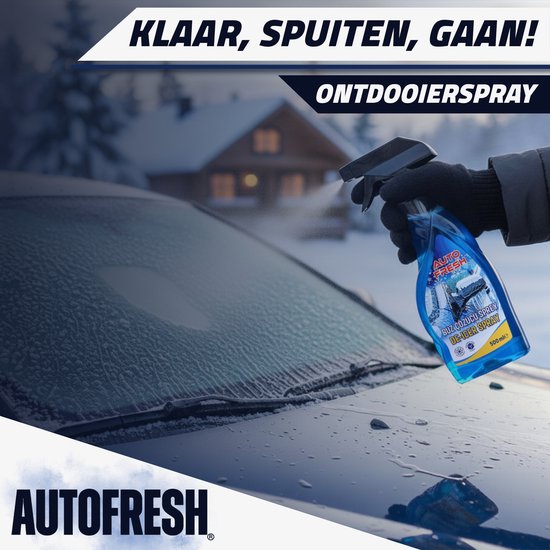 AutoFresh de-icer spray wordt gebruikt op een bevroren autoruit in de winter.