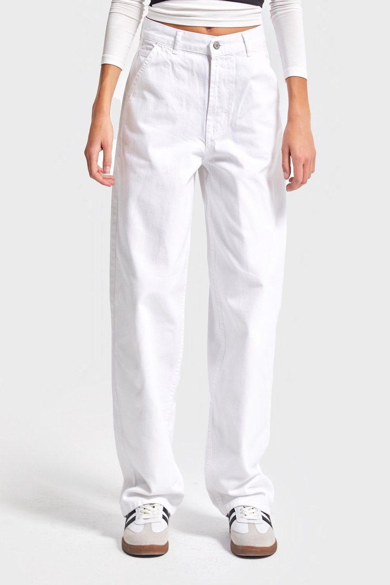 It's Basic - NORA Skater Mid Rise Jeans - Snow