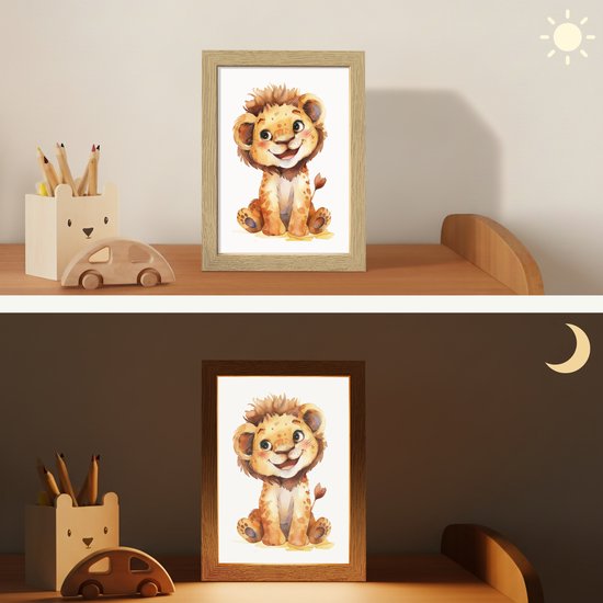 Nachtlampje 15x20 cm - Kinder lampje - Leeuw - Baby dier - Tafellamp kinderkamer - Slaapkamer lamp - Bedlamp kinderen - Kinderlampje stopcontact - Wandlamp babykamer - Nachtlampjes van OnlyWow — afbeelding 4