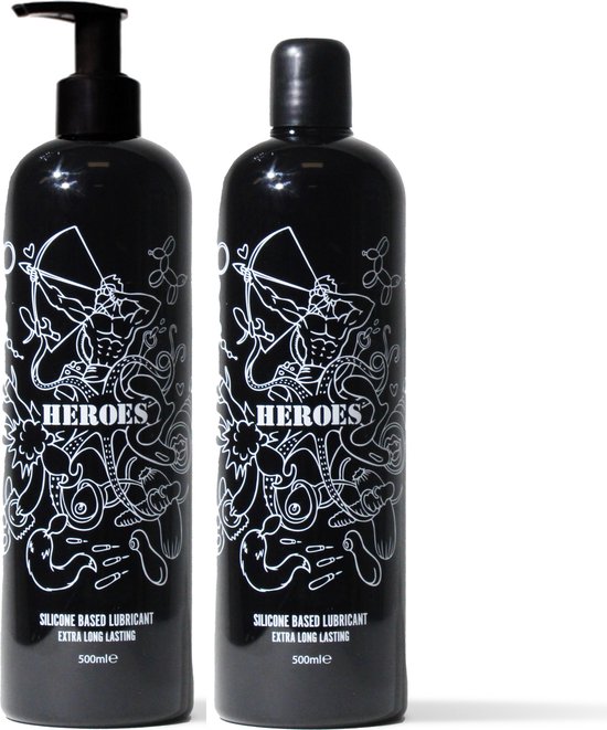 Deux flacons noirs de 500ml, dont un avec un distributeur à pompe. Les flacons portent le logo 'HEROES' et 'SILICONE BASED LUBRICANT EXTRA LONG LASTING'.