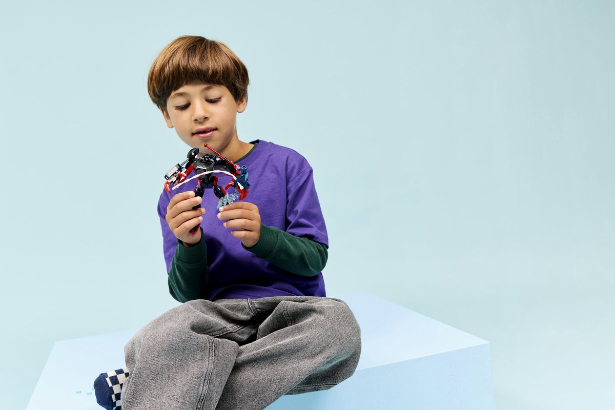 LEGO Marvel Miles Morales Mecha vs. Spider-Man 2099 - Bouwpakket met Speelgoed voor Kinderen - 76337 – foto 7
