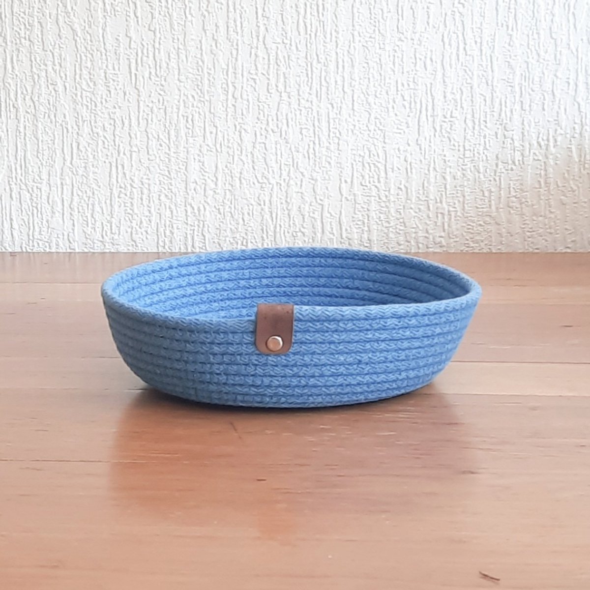 Hobbygaren – Handgemaakte Opbergmand – Blauw – Ø 23 cm – 2,5 Liter – Gerecycled Katoen – Wasbaar – Mand voor Broodjes, Fruit, Sleutels, Sieraden – Kraamcadeau