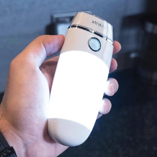 Oplaadbaar LED Nachtlampje en Zaklamp met Bewegingssensor | Inductieladen, Energiezuinig en Ideaal voor Noodgevallen — afbeelding 4