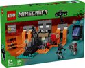 Boîte de set LEGO Minecraft Wither Battle avec Wither, squelettes, figurines et blocs de construction orange et gris.