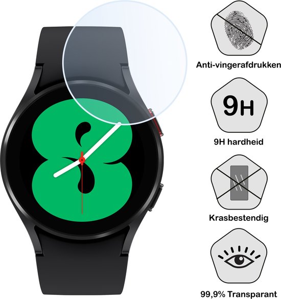 Zwarte smartwatch met groene wijzerplaat. Toont icoontjes voor anti-vingerafdruk, 9H hardheid, krasbestendig en 99,9% transparant.