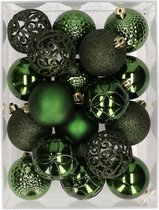 37x stuks kunststof/plastic kerstballen donkergroen 6 cm mix - Onbreekbaar - Kerstboomversiering/kerstversiering
