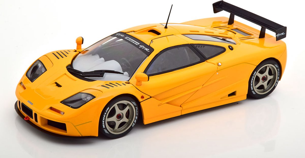McLaren F1 GTR Short Tail 1996 (Oranje) (23 cm) 1/18 Solido {Modelauto - Schaalmodel - Model auto - Miniatuurauto}