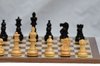 Afbeelding van het spelletje Luxe Schaakbord Walnoot en Esdoorn + Schaakstukken gepolijst en satijn zwart Chikri
