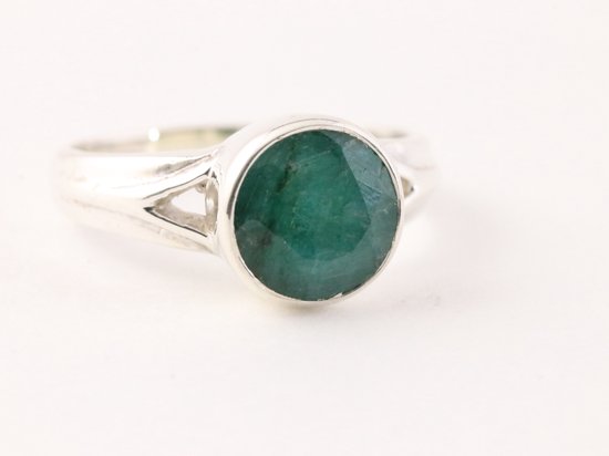 Zilveren ring met smaragd