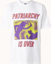 Obey Patriarchy Is Over T-shirt met print - Wit - Maat L