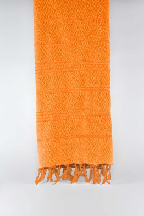 uit Turkije By Aquatolia Hamamdoek Kadyanda met Witte Strepen - 100% Zacht Katoen - Strandlaken - Handdoek - Oranje - 100cm x 180cm - Originele hamamdoek uit Turkije