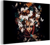 Wanddecoratie Metaal - Aluminium Schilderij Industrieel - Bloemen - Vlinder - Vrouwen - Hoofddoek - 180x120 cm - Dibond - Foto op aluminium - Industriële muurdecoratie - Voor de woonkamer/slaapkamer