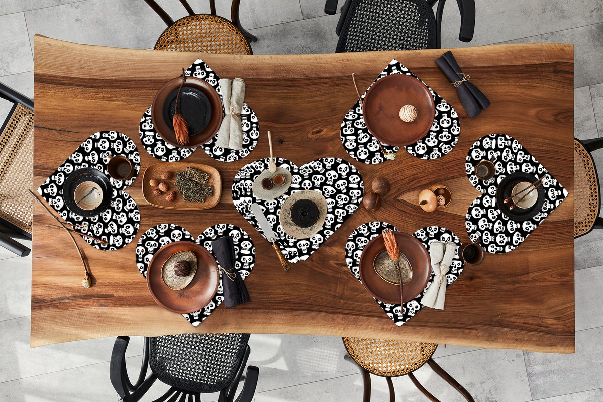 Onderleggers - Placemats - Placemats hartje - Patronen - Skull - Zwart Wit - 10 stuks